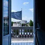 Hotell The Moon Boutique & Florens