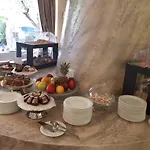Ξενοδοχείο The Moon Boutique & 4*