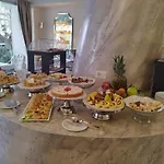 Ξενοδοχείο The Moon Boutique &