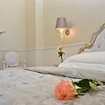 Ξενοδοχείο The Moon Boutique &