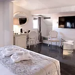 The Moon Boutique & Ξενοδοχείο 4*