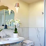 The Moon Boutique & Ξενοδοχείο 4*