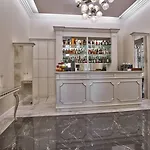 Ξενοδοχείο The Moon Boutique &