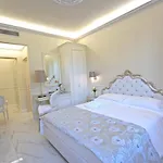 The Moon Boutique & Φλωρεντία