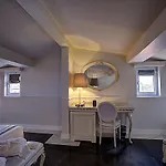 The Moon Boutique & 4* Φλωρεντία