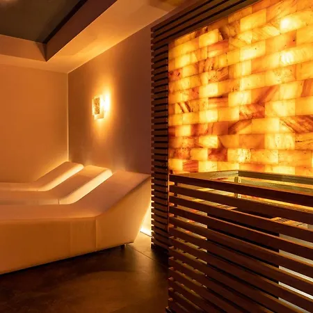 فندق The Moon Boutique &