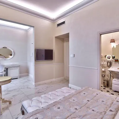 The Moon Boutique & 4* Firenze