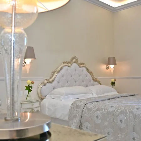 Hotel The Moon Boutique & Firenze