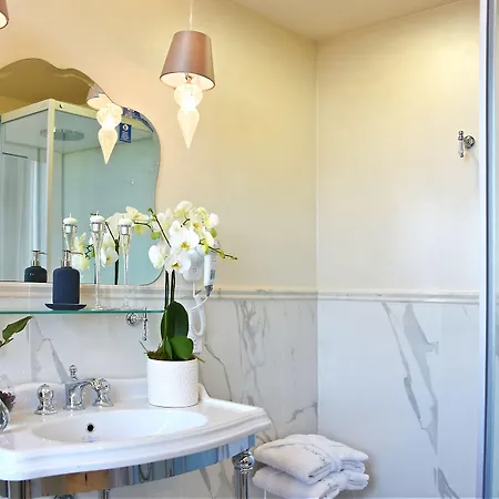 The Moon Boutique & Hotel 4*