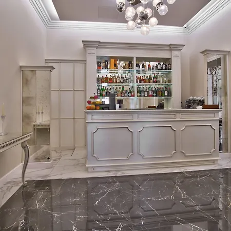 Hotel The Moon Boutique &