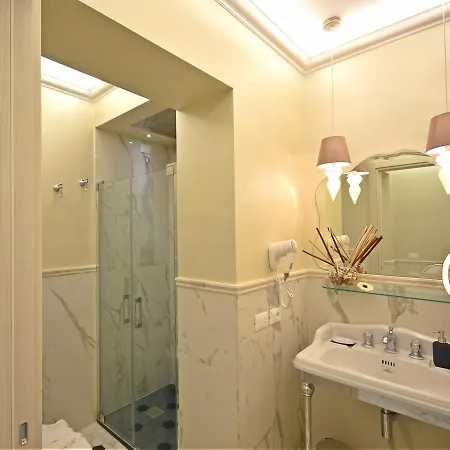 The Moon Boutique & 4* Firenze